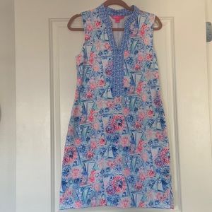 Lilly Pulitzer stretch knit dress with Fireworks print, size small